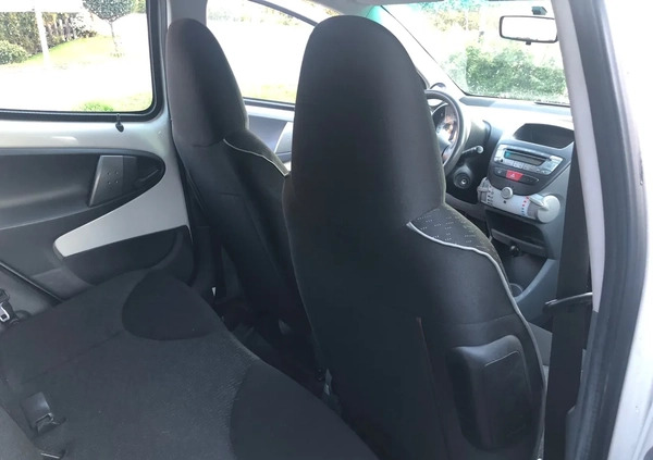 Peugeot 107 cena 12200 przebieg: 150000, rok produkcji 2010 z Gdynia małe 211